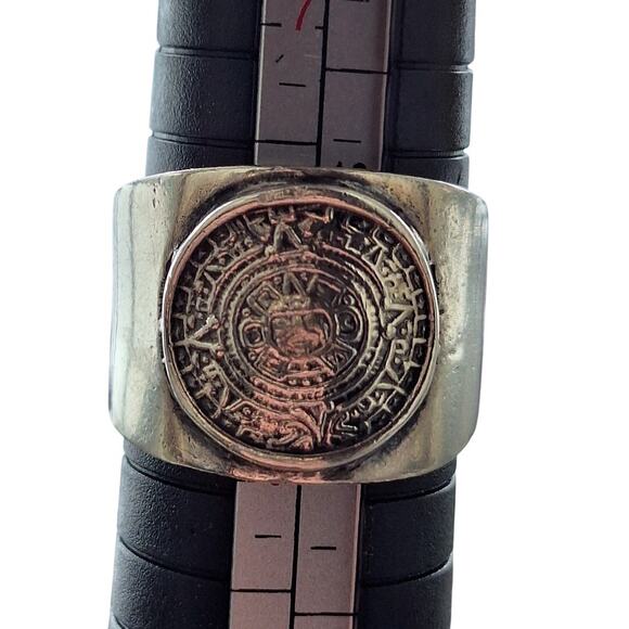 VTG.925 Sterling Silver Ancient Aztec Mayan Sun Calendar Round Signet Ring  8.75 - Picture 1 of 5